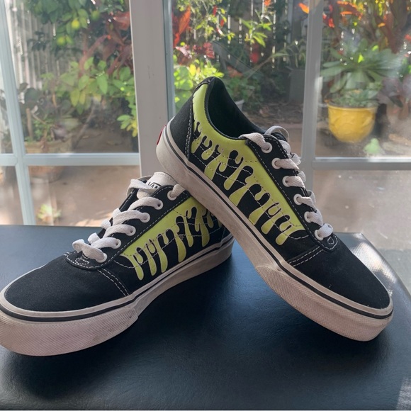 VANS ERA Glow in the Dark Black PAINT DRIP Neon Green Skate Shoes YOUTH SIZE 2 - Picture 5 of 7